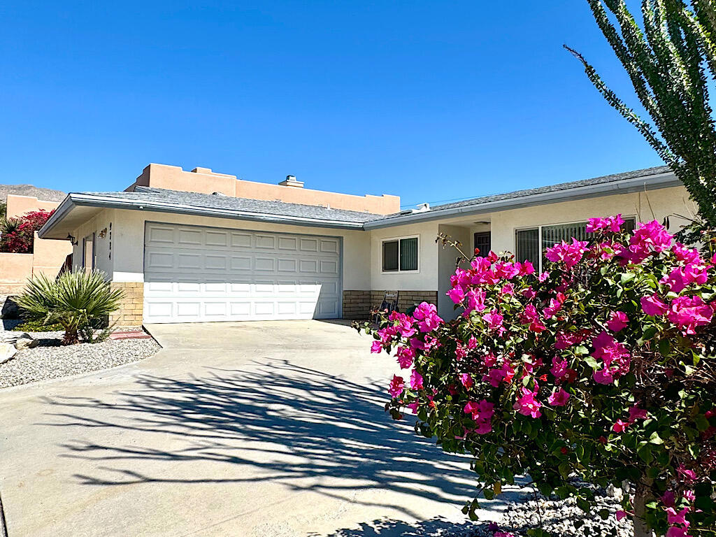 Vista Del Valle - Residential