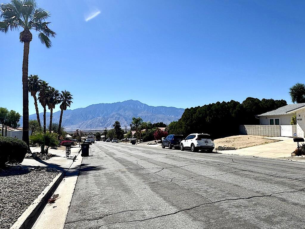 Vista Del Valle - Residential