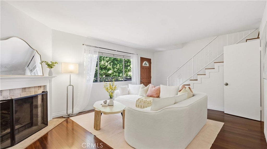 432 S Oak Knoll Avenue 4, Pasadena CA 91101