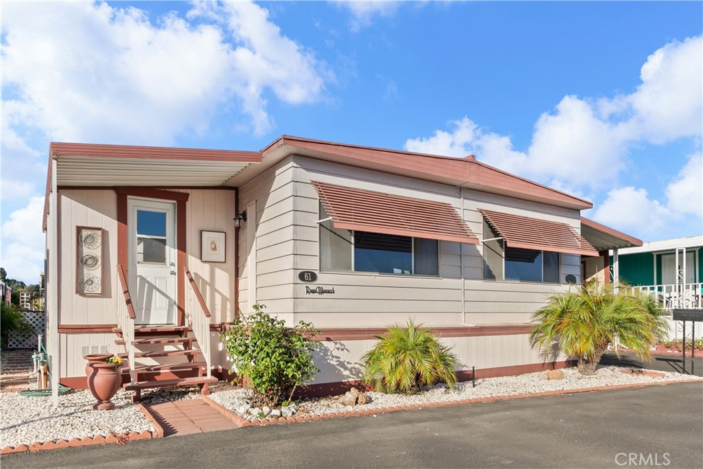 1701 61 S Thornburg Street 61