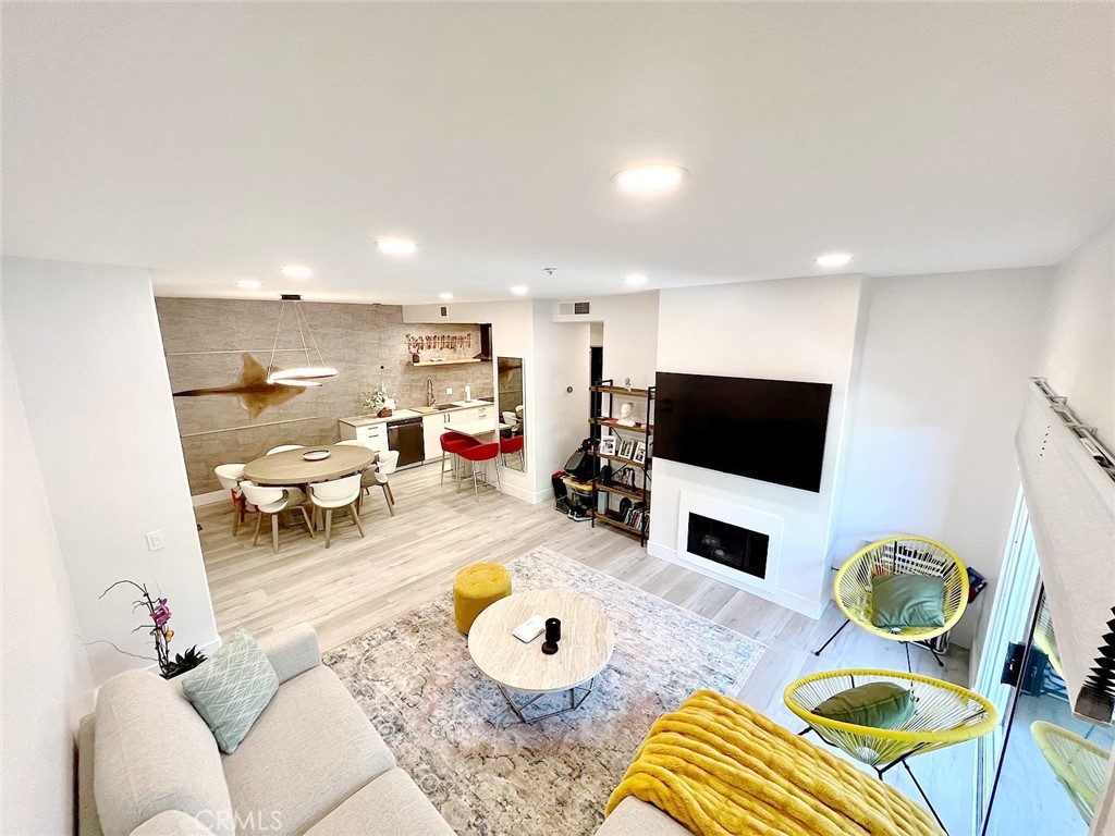 Bright & Open Layout Spacious living room with cozy fireplace and access to a private balcony
Modern Kitchen Ample counter space, breakfast bar, and brand-new appliances
Convenient Laundry Full-size, in-unit washer and dryer
Comfortable Bedroom Dual closets, and generous natural light
Thoughtful Bathroom Dual access with separate vanity, extra cabinetry, and private tub/toilet area
Extra Storage Built-in cabinetry for added convenience
Community Amenities:
Water and trash service included
Assigned covered carport
Access to pool, spa, and fitness center
Top-Rated Schools Nearby:
Ladera Elementary School (8/10)
Pioneer Middle School (8/10)
Arnold O. Beckman High School (10/10)
Utilities: Tenant responsible for electricity, gas, and internet (water & trash included)