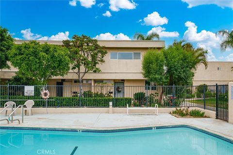 Photo of 6317 Morse AVE, North Hollywood, CA 91606 (MLS # TR26107277)