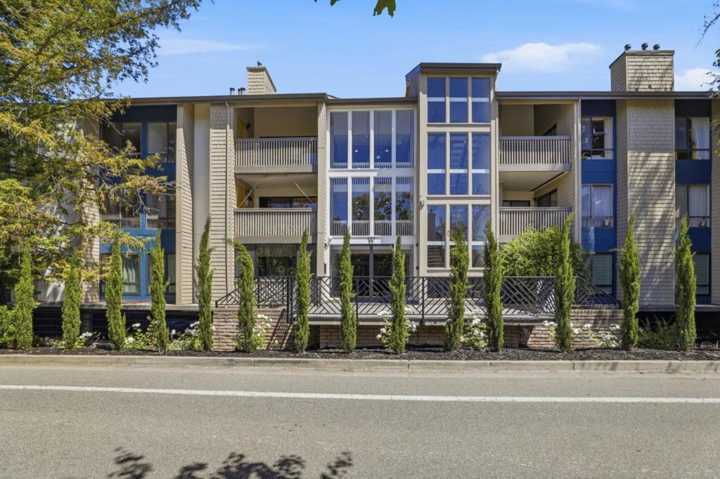 49 Showers Drive W308