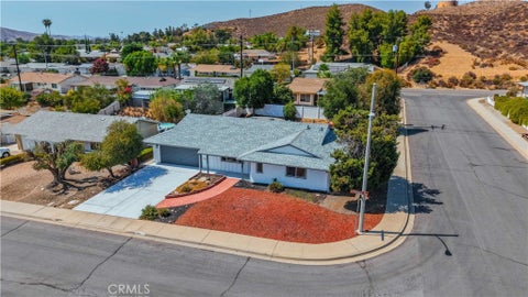 Tiny photo for 27190 Pinehurst RD, Sun City, CA 92586 (MLS # SW26157917)