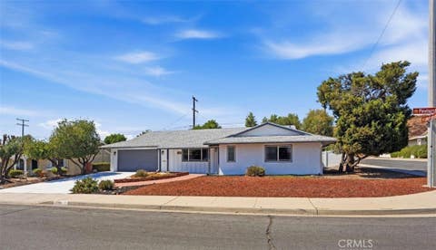 Tiny photo for 27190 Pinehurst RD, Sun City, CA 92586 (MLS # SW26157917)