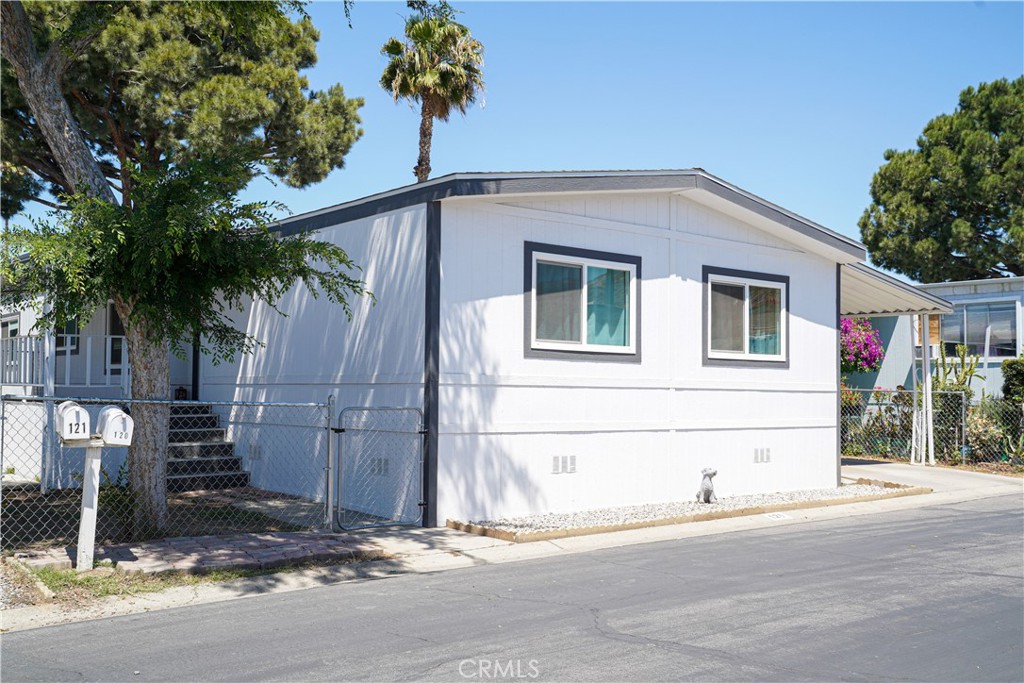 777 S Temescal 120
