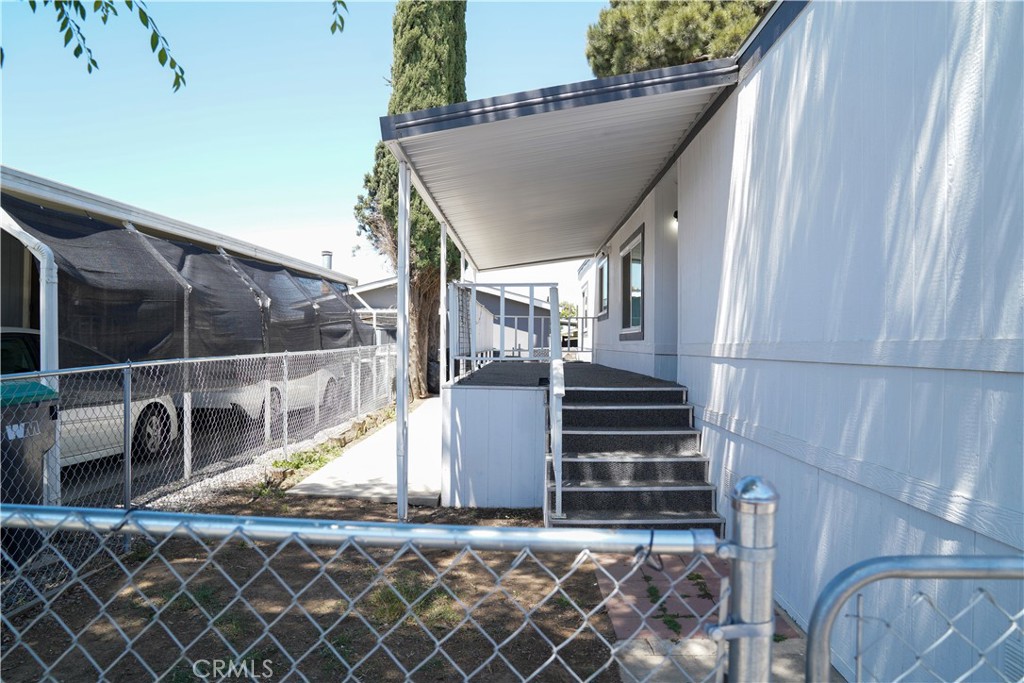 777 S Temescal 120
