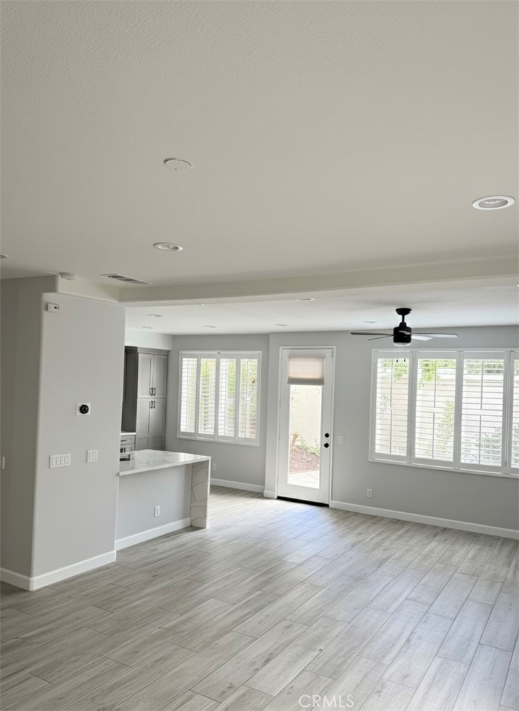 26 Santa Catalina Aisle