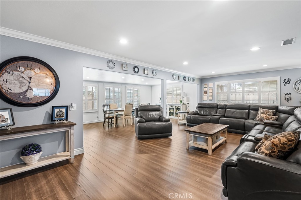 10041 Margo Lane