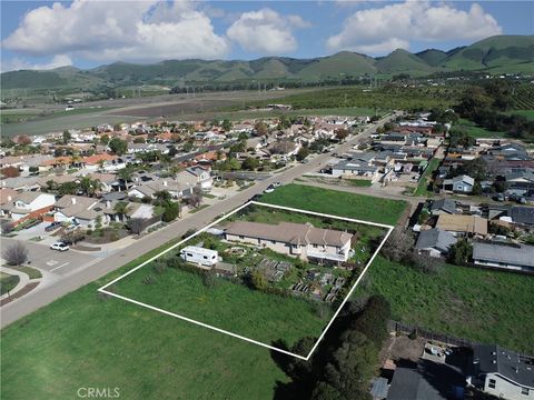 Tiny photo for 182 E Chestnut St, Nipomo, CA 93444 (MLS # PI25282478)