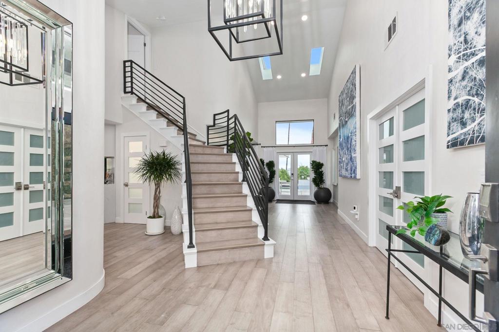 La Mesa - Residential