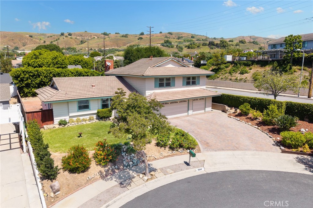 1204 Birchcrest Avenue