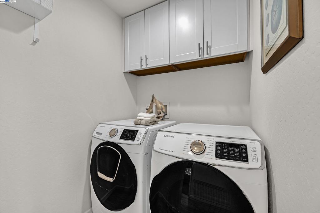 DEL PRADO - Residential