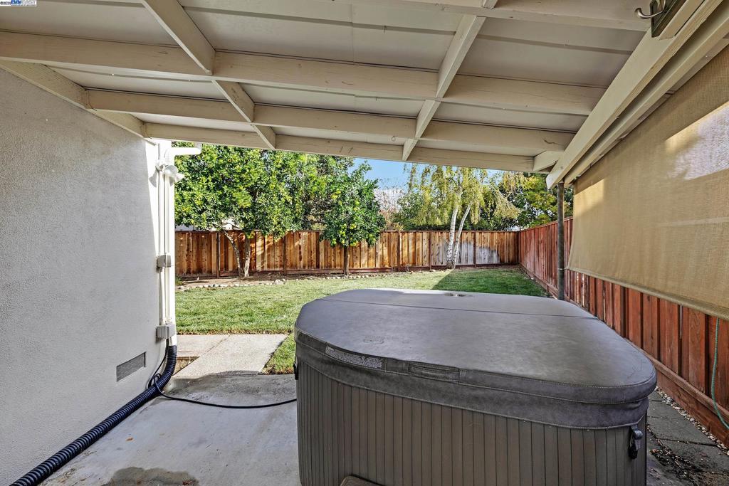 DEL PRADO - Residential