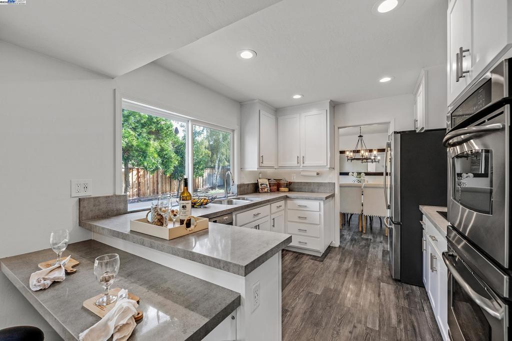 DEL PRADO - Residential