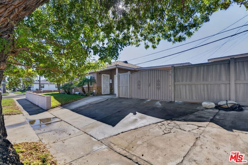 248 E 186th Street