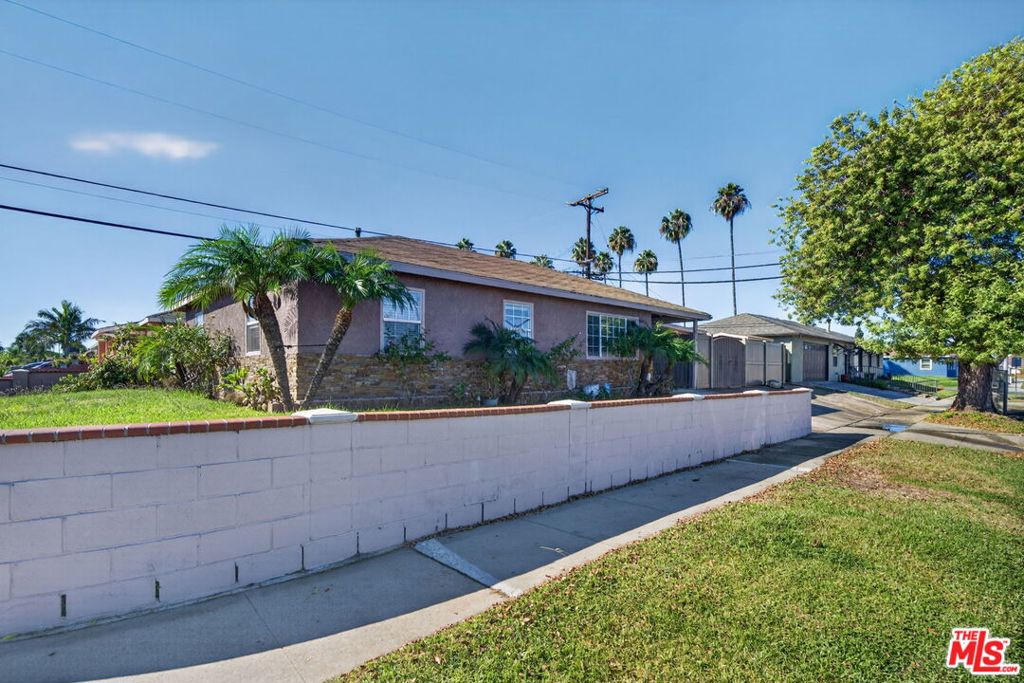 248 E 186th Street