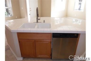 Adolfo Glen 2 (4981) - Residential Lease