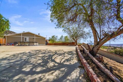 Photo of 510 E soledad Road, Palmdale, CA 93510 (MLS # P1-24404)