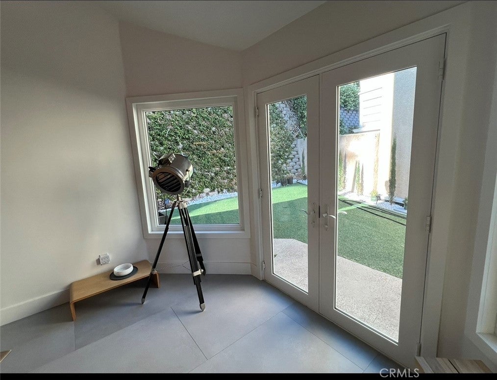 24 La Costa ct.
