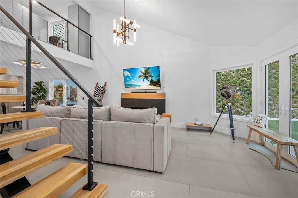 24 La Costa ct.