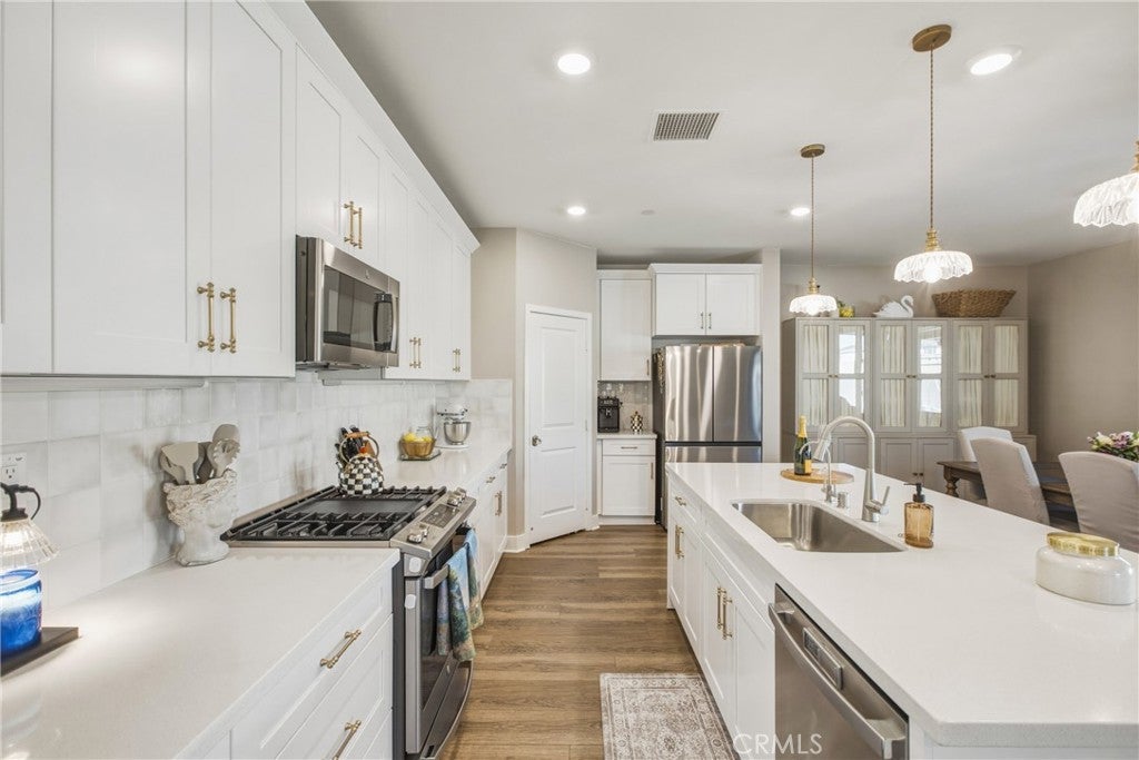 34330 Coconut Circle