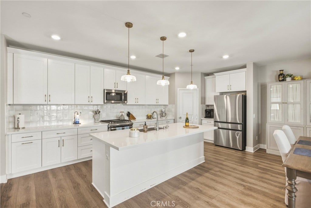 34330 Coconut Circle