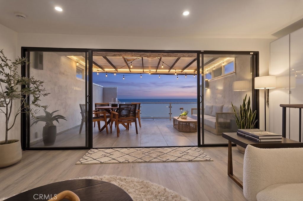 11770 Pacific Coast E