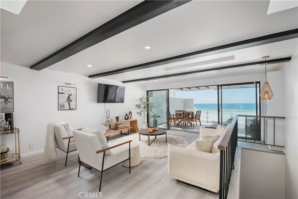 11770 Pacific Coast E