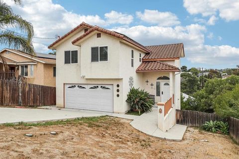 1215 Weaver St San Diego CA 92114