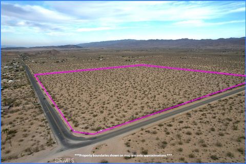 Photo of 4147 Sunburst Street, Joshua Tree, CA 92252 (MLS # HD25102116)