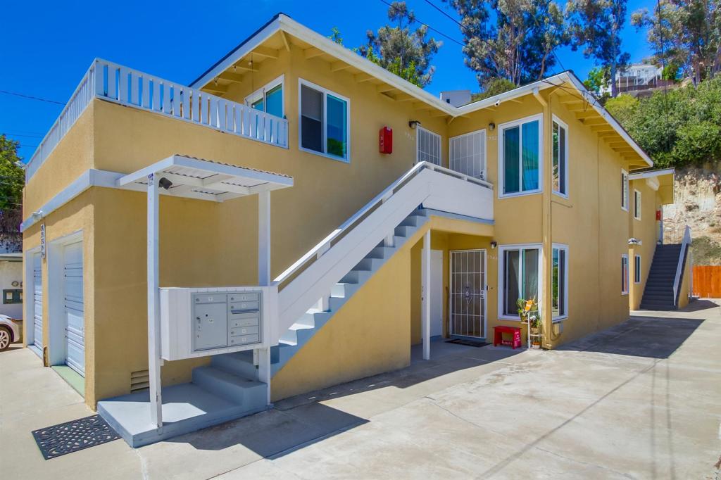 Welcome to Mission Hills and this outstanding investment opportunity! This 5-Unit property offers major investment potential. Centrally located, within minutes of Hillcrest, Little Italy, Balboa Park, and Downtown Gaslamp. Experience the best of urban living near restaurants, popular coffee shops, fun bars, large parks, and vibrant nightlife! This multi-unit property offers two 1-bedroom units and three 2-bedroom units. Best of all, these homes have assigned parking! Your tenants will really appreciate this. Upstairs home has an exceptionally large private patio/balcony with a view of the neighborhood. The back home offers a huge private backyard for outdoor enjoyment. Don't miss this exceptional opportunity to live 10 minutes from the Pacific Ocean!