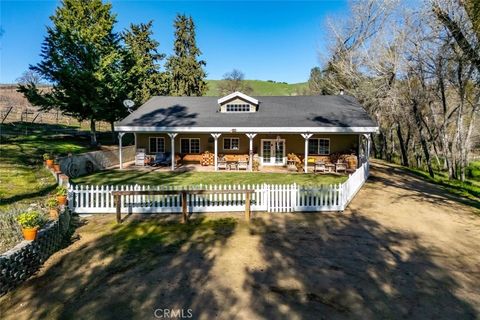 Tiny photo for 535 Calf Canyon Highway Hwy, Creston, CA 93432 (MLS # SC25282189)