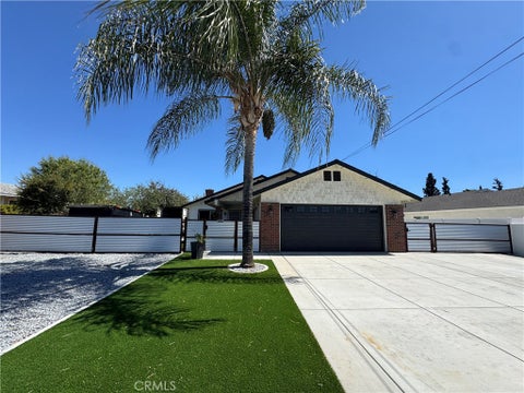 Photo of 41870 B street ST, Murrieta, CA 92562 (MLS # SW26195064)