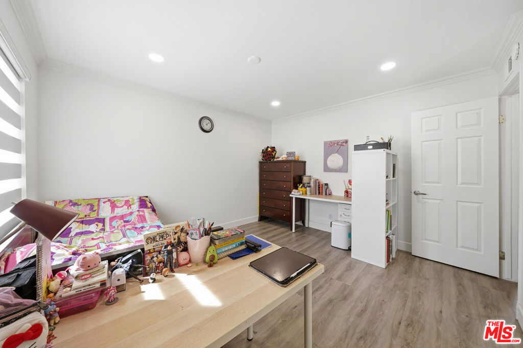 3442 Del Amo Boulevard