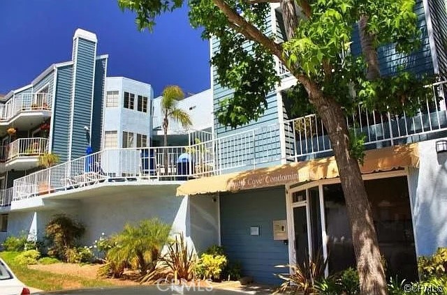 1100 Euclid Avenue 210