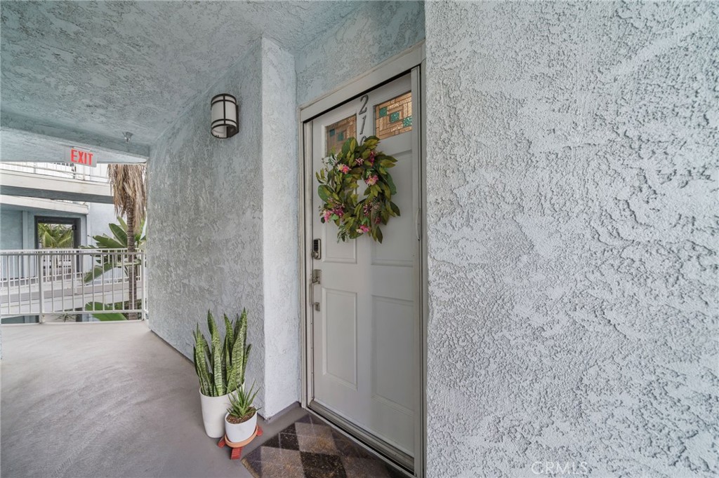 1100 Euclid Avenue 210