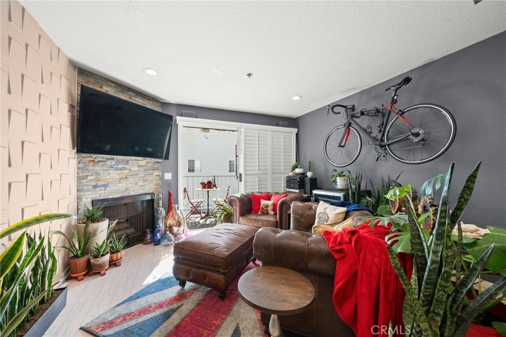 1100 Euclid Avenue 210, Long Beach CA 90804
