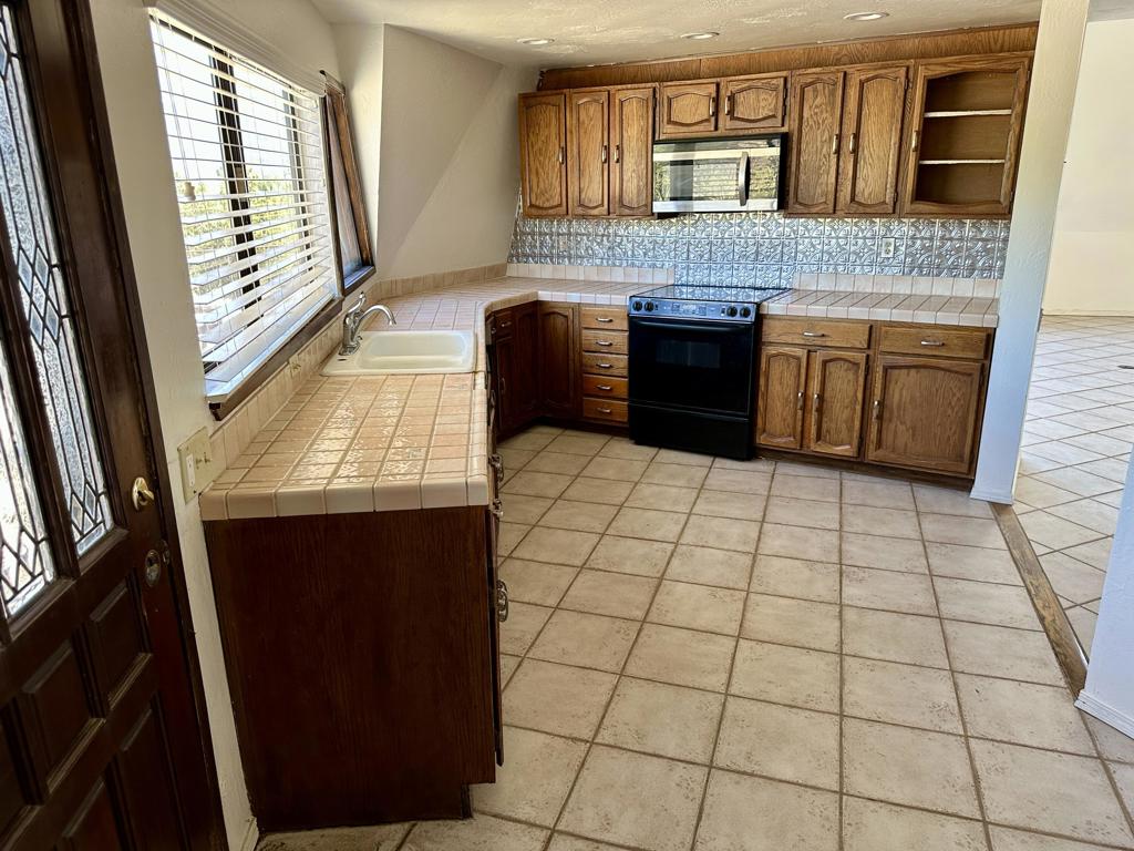 Pinyon Crest - Residential