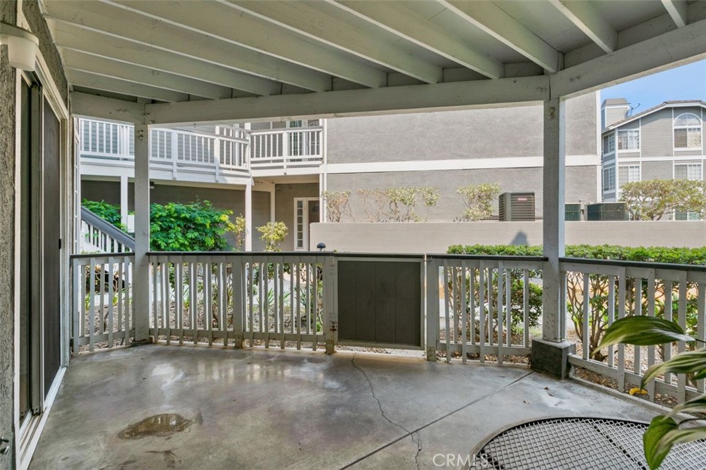 10401 Garden Grove 53