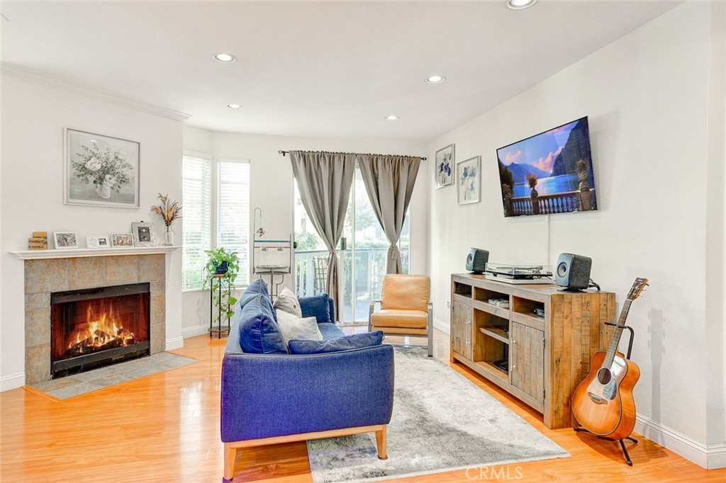 10401 Garden Grove 53