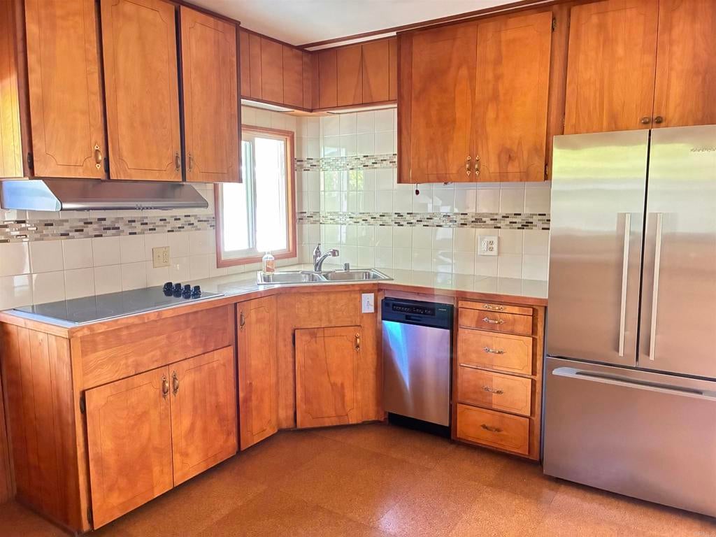 8975 Lawrence Welk Drive 45