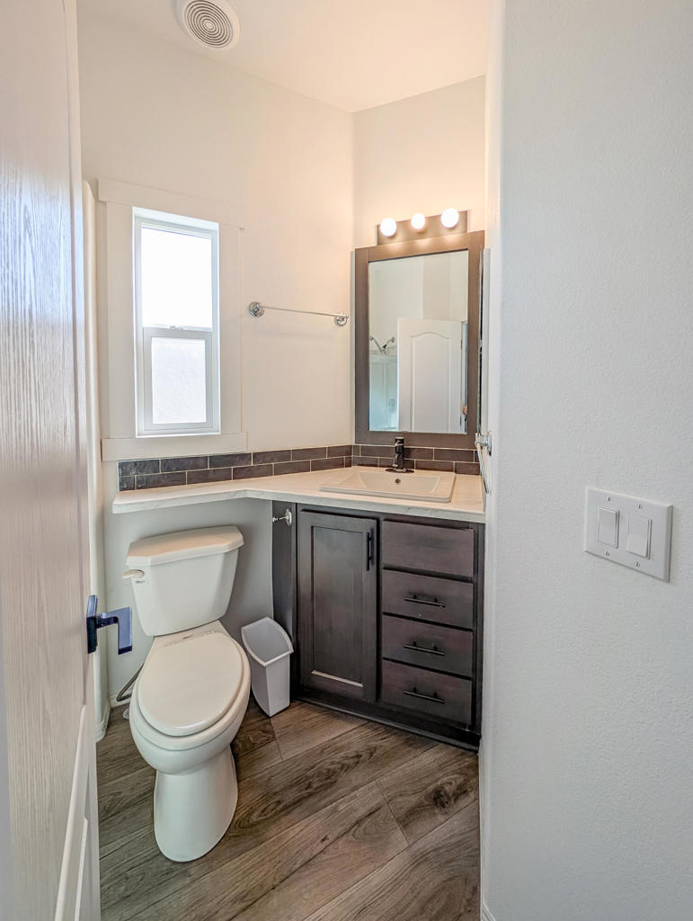 Not Applicable-1 - Manufactured In Park