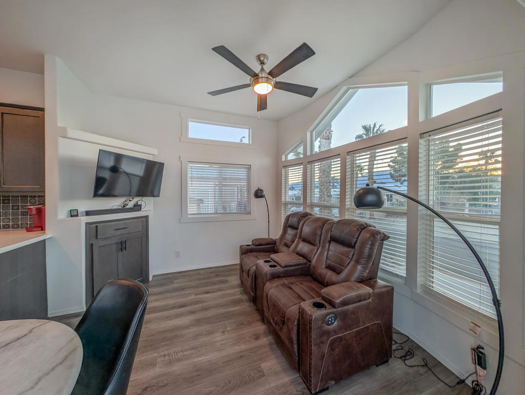 Not Applicable-1 - Manufactured In Park