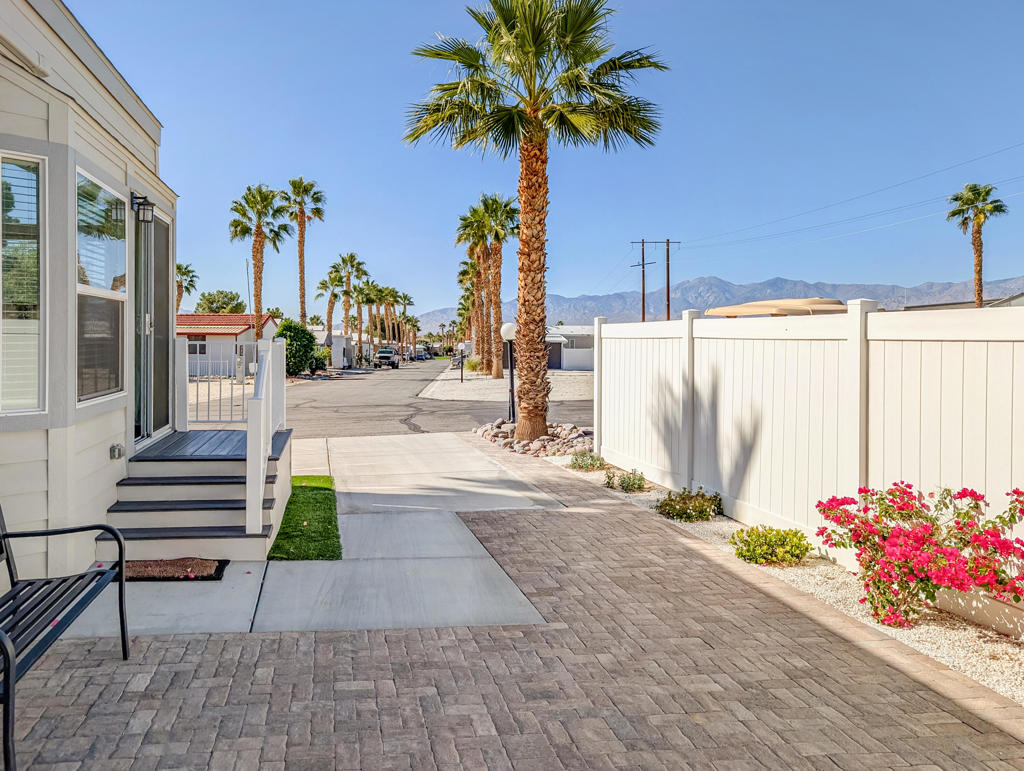 Not Applicable-1 - Manufactured In Park