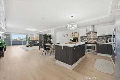 433 Pine Ave Unit 201, Long Beach, CA 90802 - MLS#: DW26027593