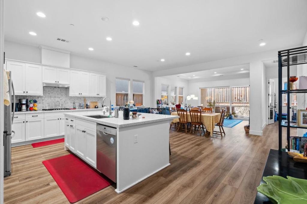 1120 Richard Road