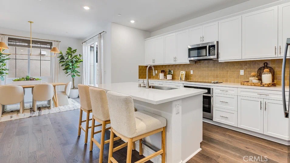 1360 Thunderbolt Lane