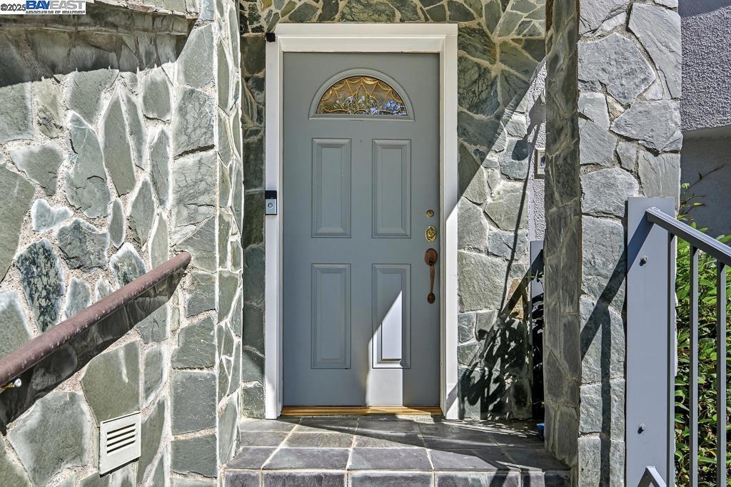 MONTCLAIR - Residential