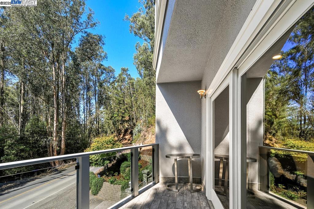 MONTCLAIR - Residential